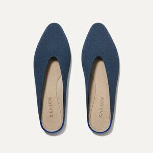 NWB Rothy's The Almond Demi in Navy - size 10